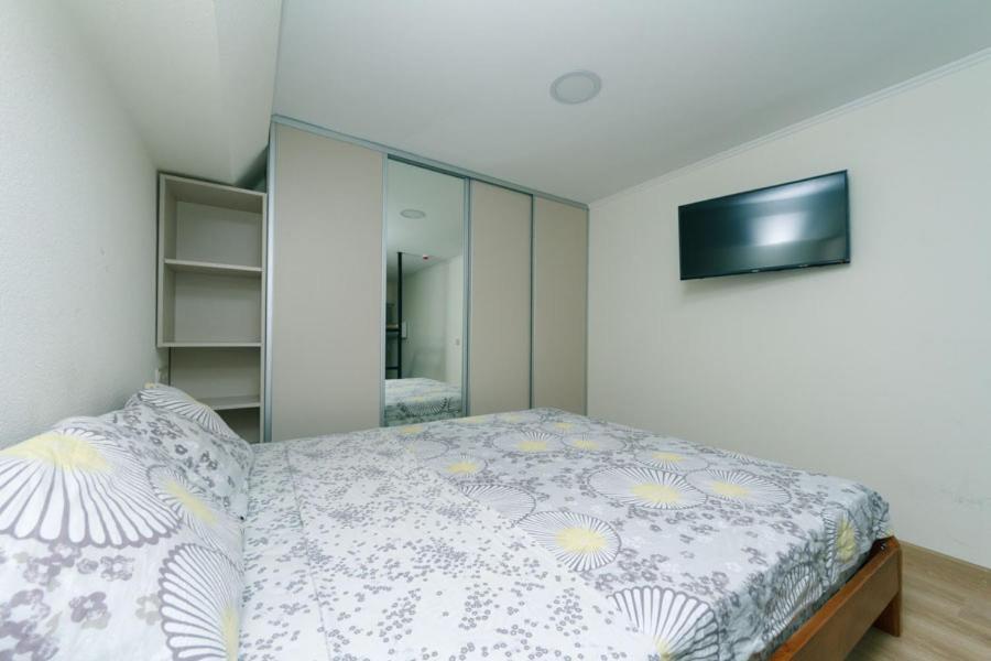 Inn Smarthause Apartments Киев Экстерьер фото